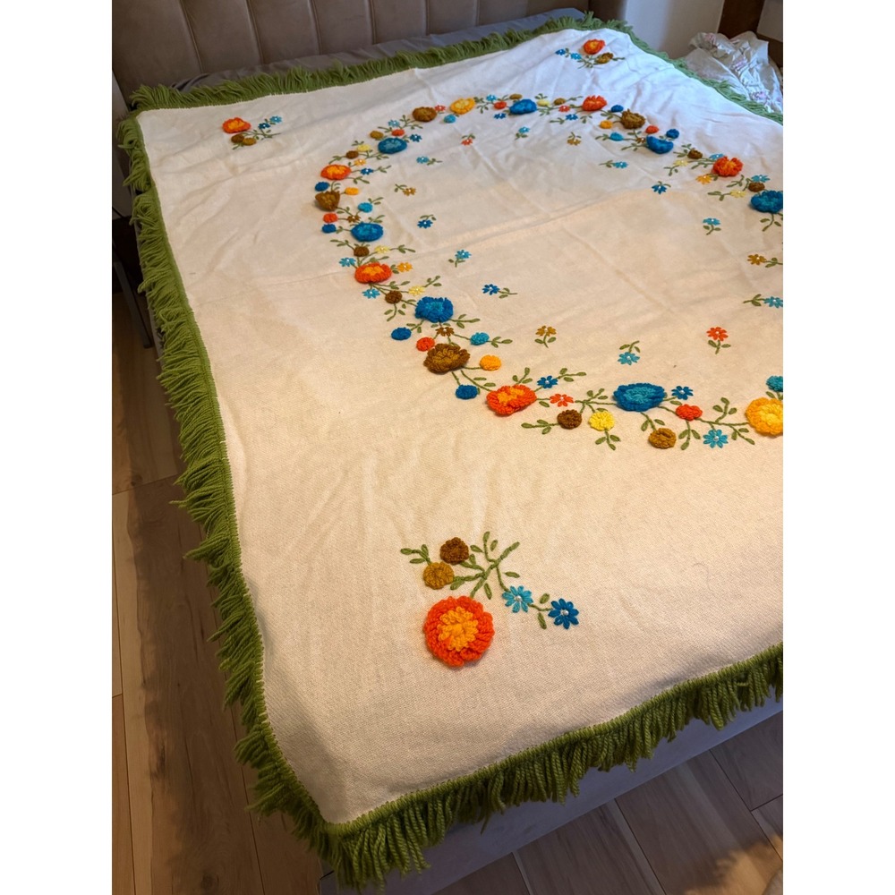 Vintage Hand Embroidered Floral Bedspread 3D Flowers cottagecore Boho blanket